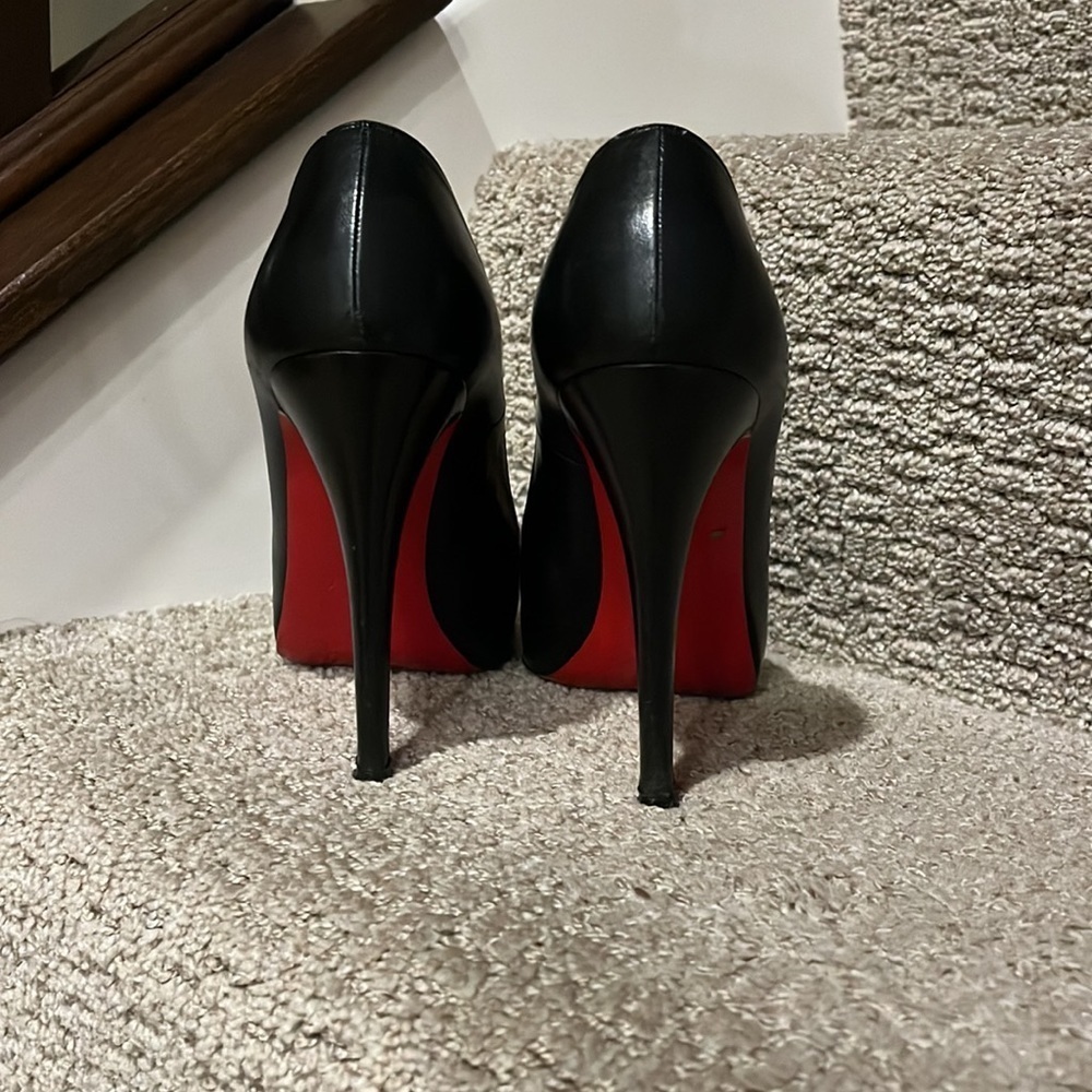 Christian Louboutin Black Leather Bianca Platform Pumps Size 38.5